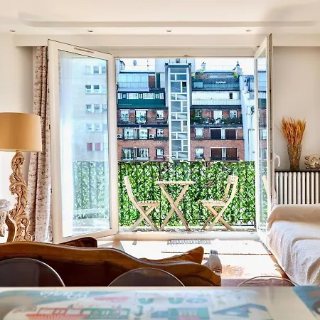 Appartement 16th 2 Bedrooms Near Eiffel Tower Renovated Balcony 2-4 Person